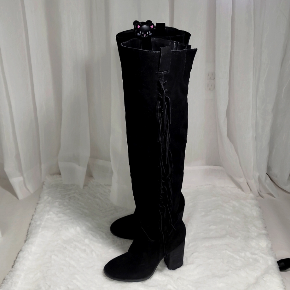 "Garrett" Black Suede Boots - Carlos by Carlos Santana - 8M - Picture 2 of 11